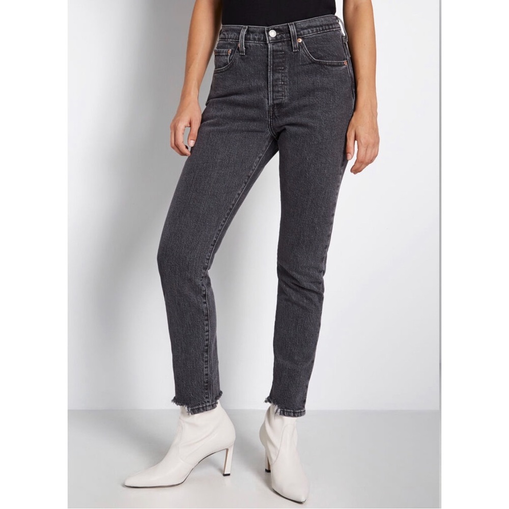 Black Levi's 501 Jeans